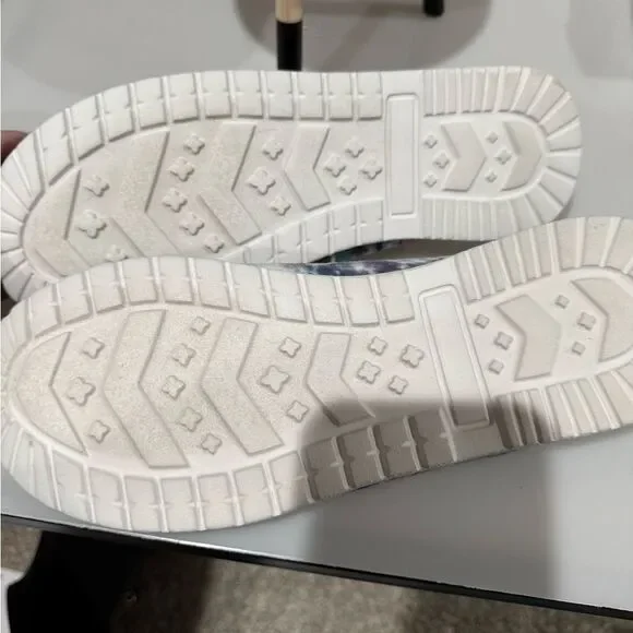 Gypsy Jazz Women's Multicolor Casual Shoes - Picture 3 of 5